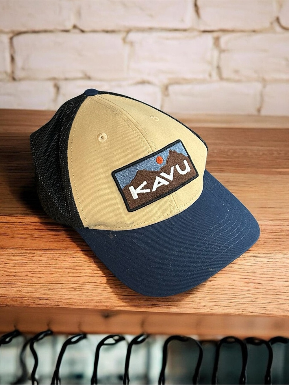 Kavu Two-Tone Beige Front Navy Bill Trucker Hat